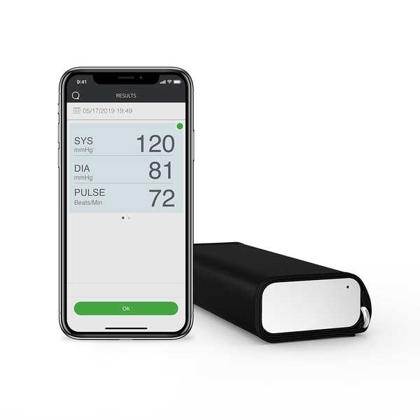 Qardio Wireless Blood Pressure Monitor, Arctic White (A100QI) Bundle with  Arm Case 